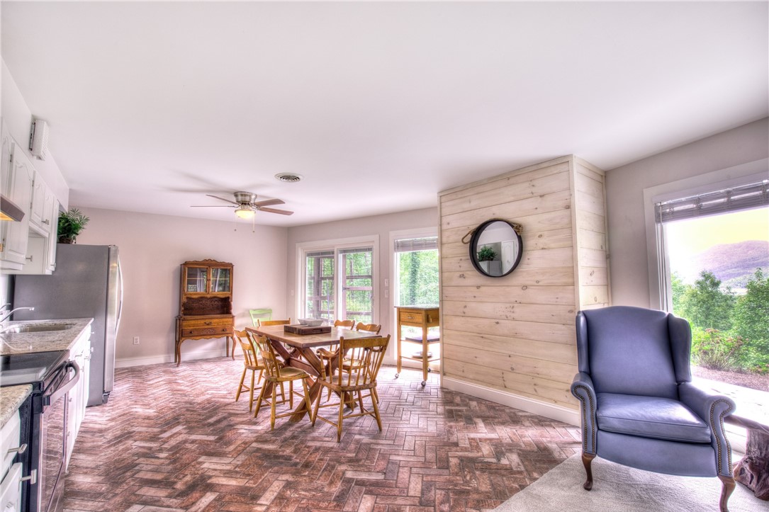 209 River Bluff Road Cleveland, SC 29635 - Photo 27 of 32
