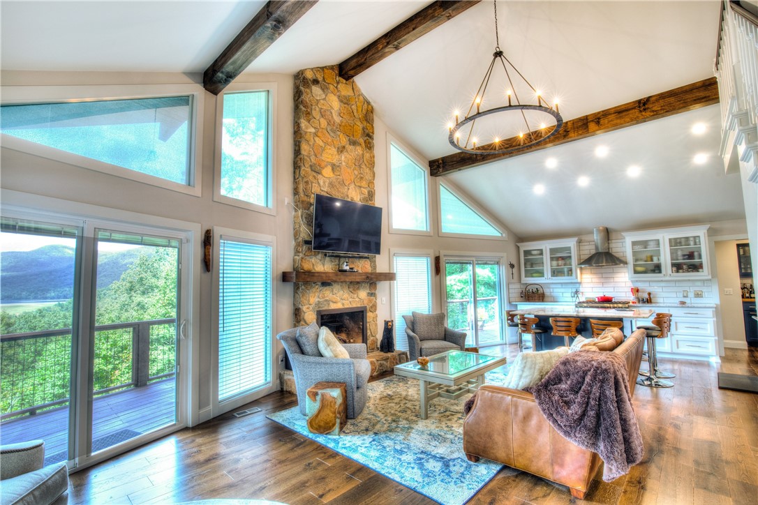 209 River Bluff Road Cleveland, SC 29635 - Photo 6 of 32