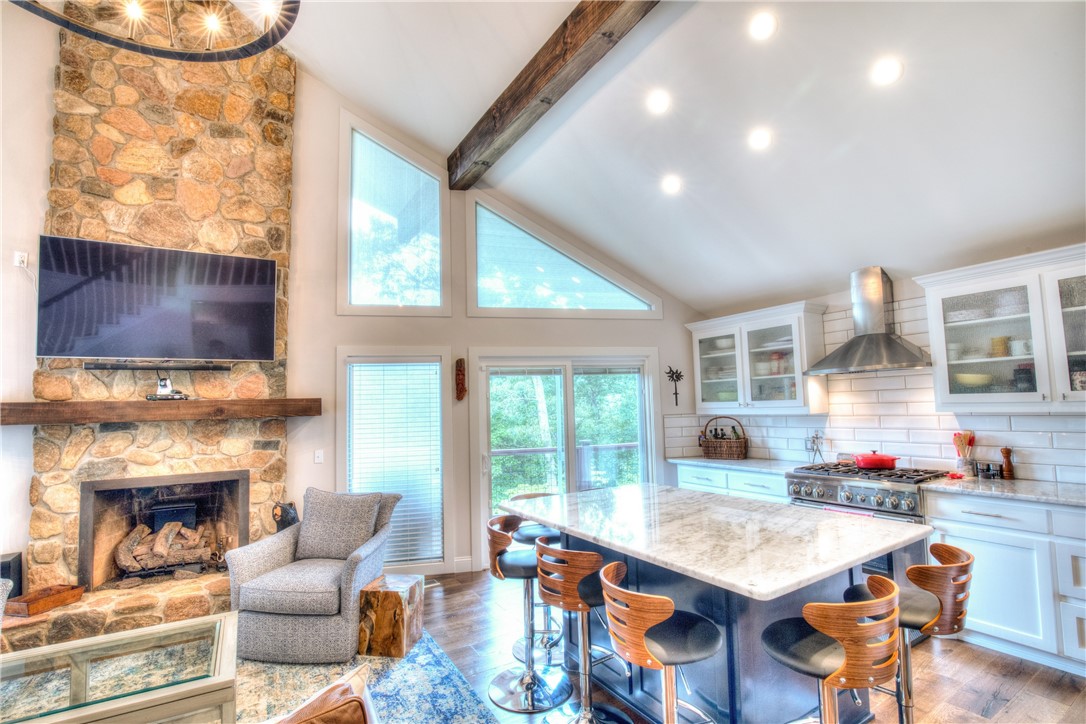 209 River Bluff Road Cleveland, SC 29635 - Photo 8 of 32