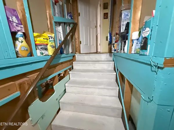 a view of entryway