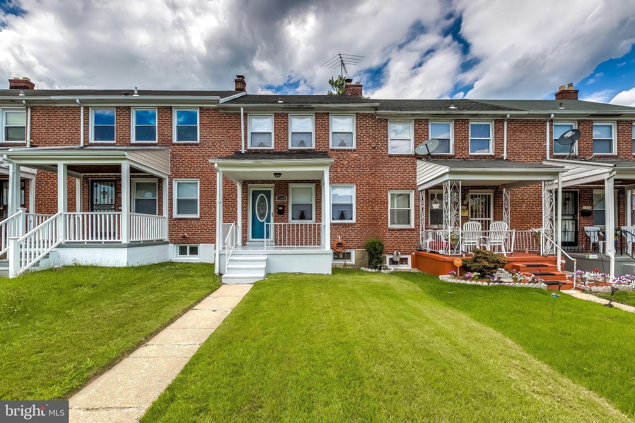 1306 Silverthorne Road Baltimore, MD 21239 - Photo 2 of 31 Manicured Front Lawn!