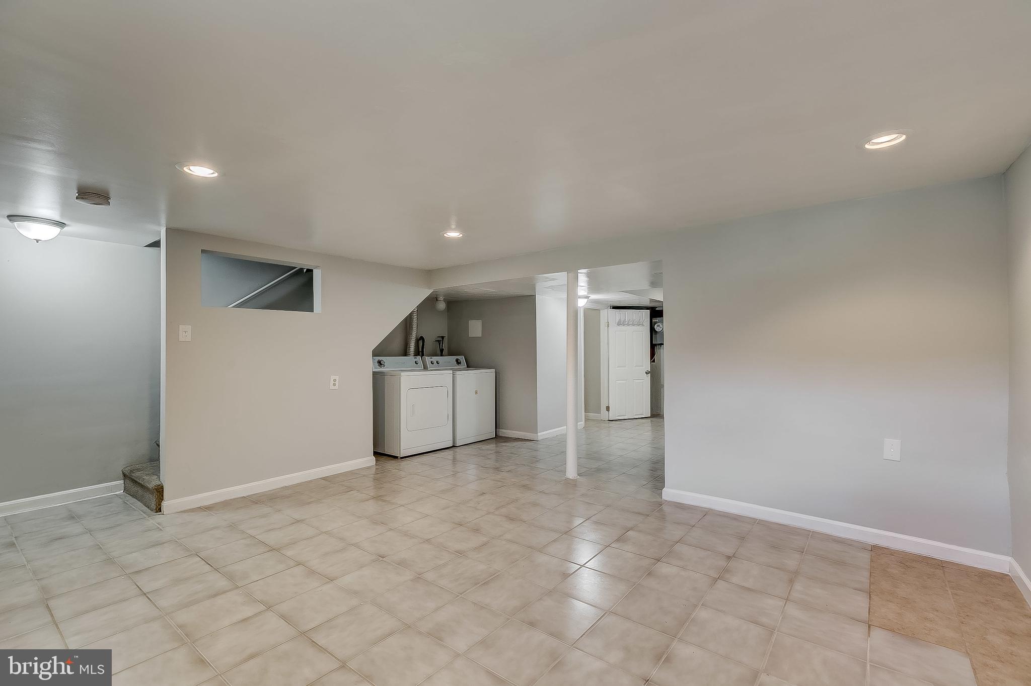 1306 Silverthorne Road Baltimore, MD 21239 - Photo 25 of 31 Laundry Area: New Washer & Dryer, Yes!