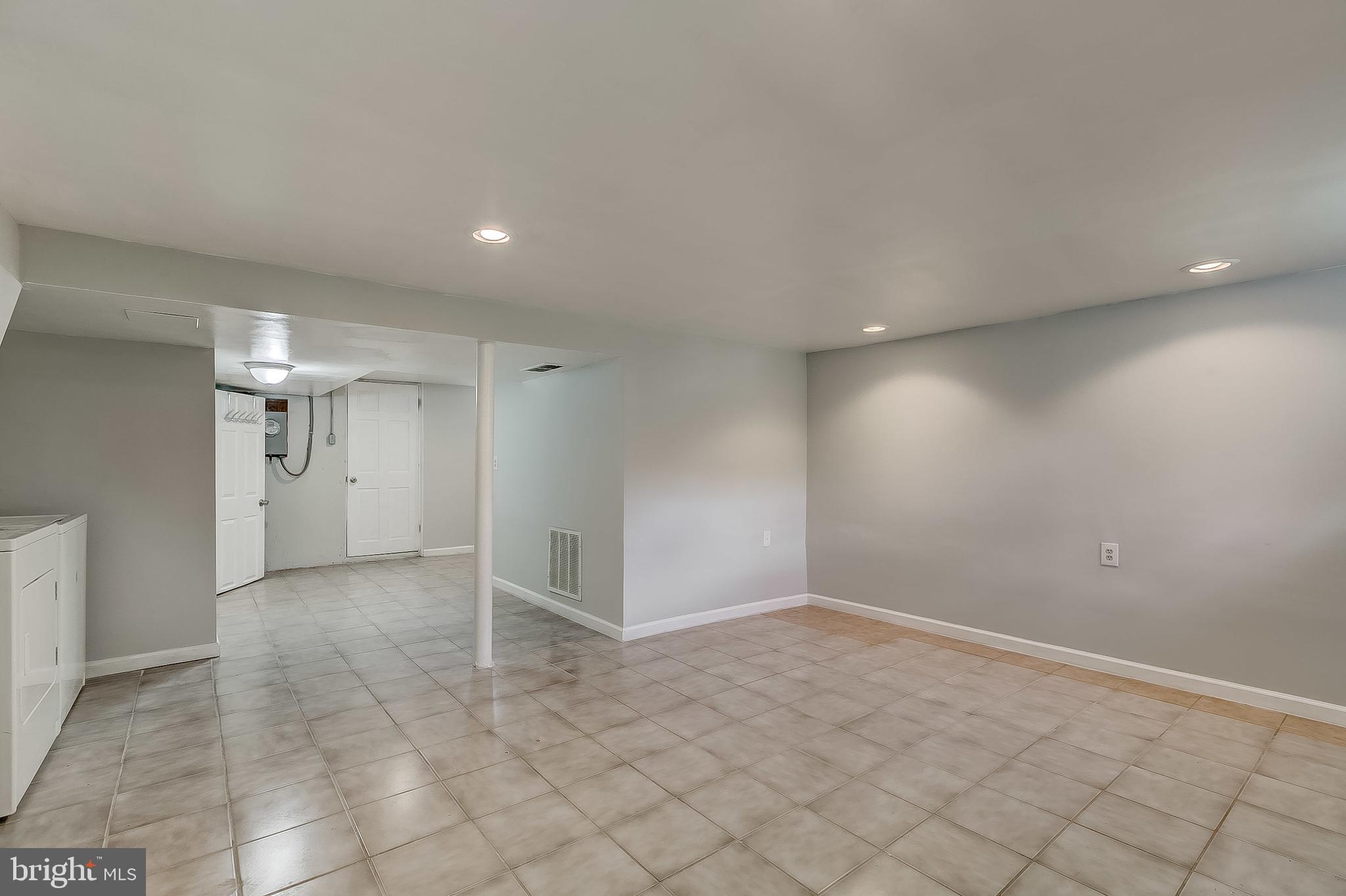 1306 Silverthorne Road Baltimore, MD 21239 - Photo 26 of 31 Recessed Lighting!
