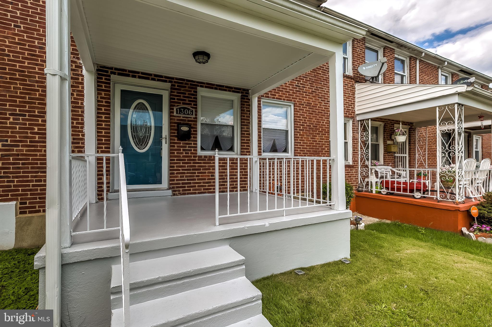 1306 Silverthorne Road Baltimore, MD 21239 - Photo 3 of 31 Inviting Home with Lots to Offer!