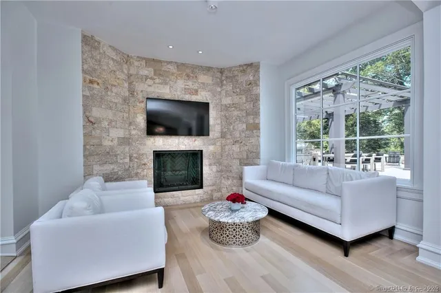 $6,500,000 | 69 Beachside Avenue, Westport, CT 06880