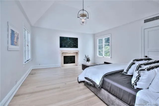 $6,500,000 | 69 Beachside Avenue, Westport, CT 06880