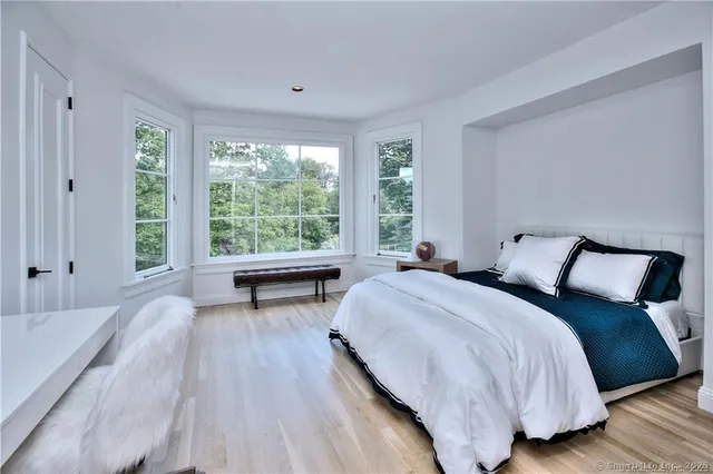 $6,500,000 | 69 Beachside Avenue, Westport, CT 06880