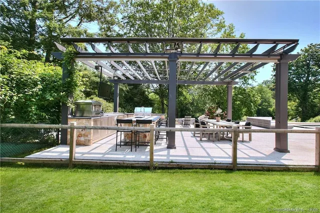 $6,500,000 | 69 Beachside Avenue, Westport, CT 06880