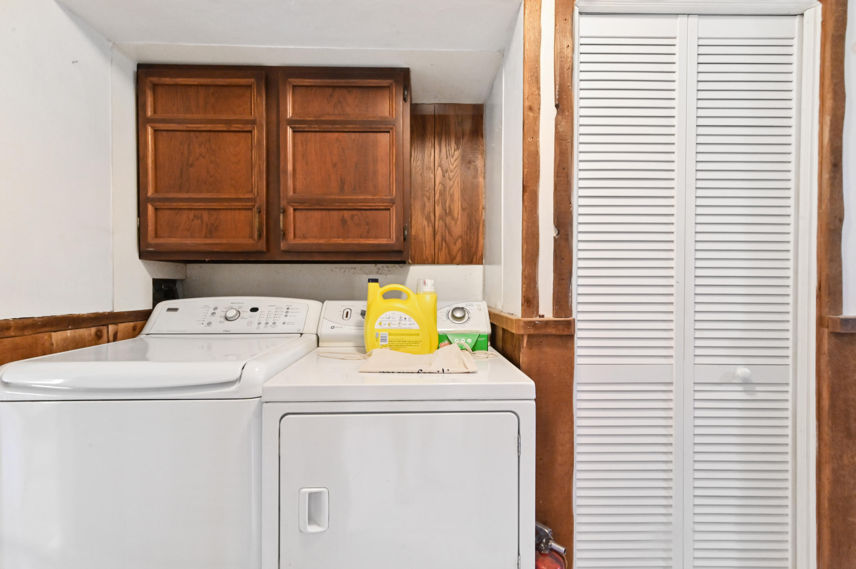 3208 A Road Loxahatchee Groves, FL 33470 - Photo 16 of 51 a utility room with dryer and washer