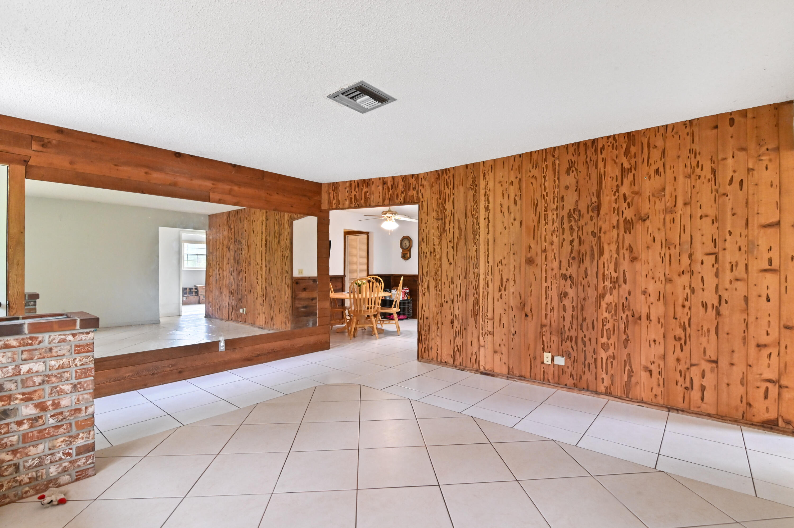 3208 A Road Loxahatchee Groves, FL 33470 - Photo 8 of 51 09 Living room 03