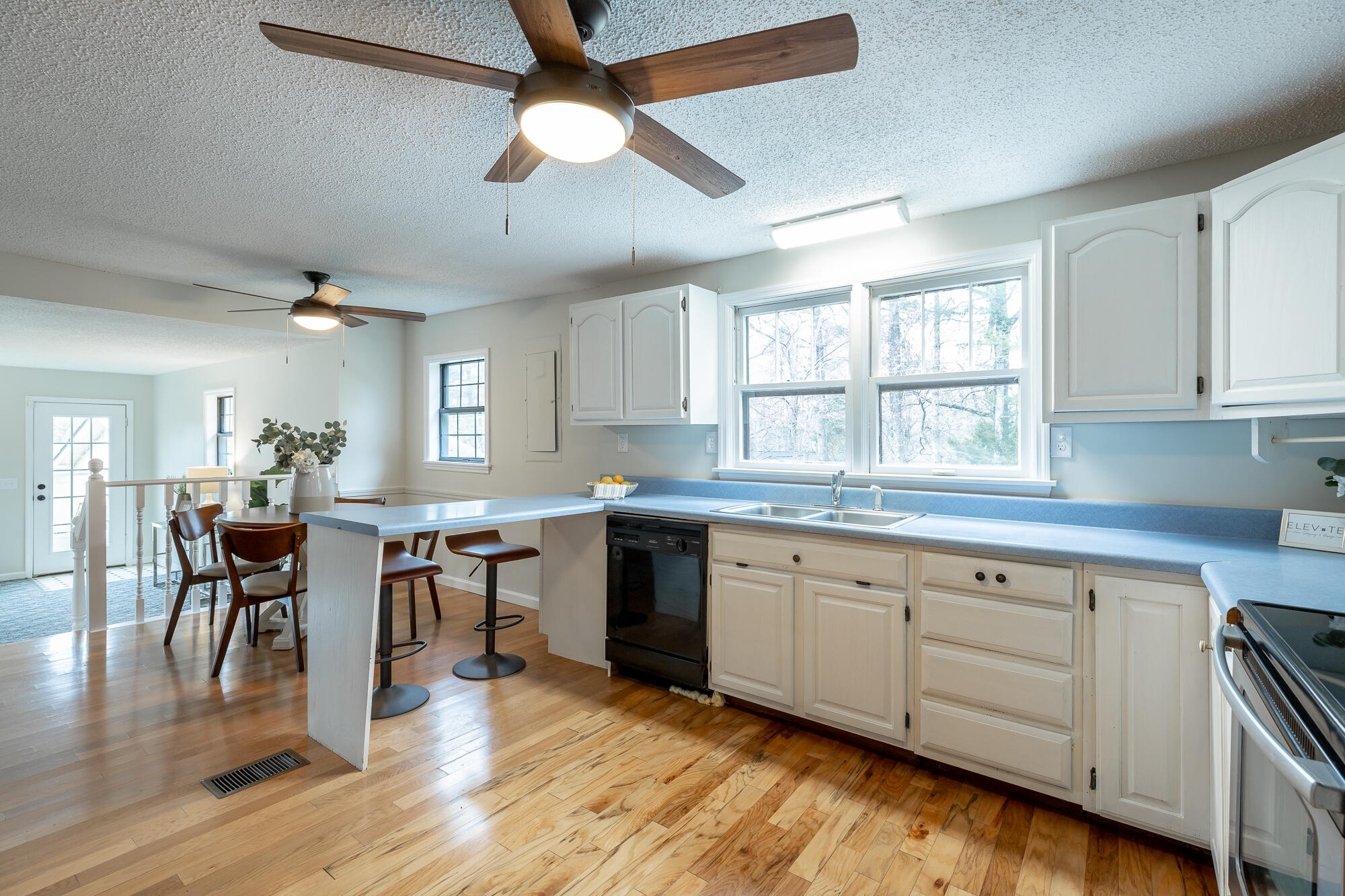 2440 Corral Road Signal Mountain, TN 37377 - Photo 18 of 63 2440 Corral Rd. HD-65