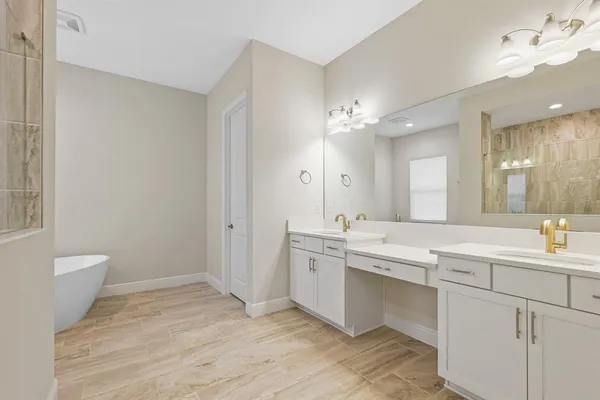 $3,750 | 6269 Hidden Br Drive, Apollo Beach, FL 33572