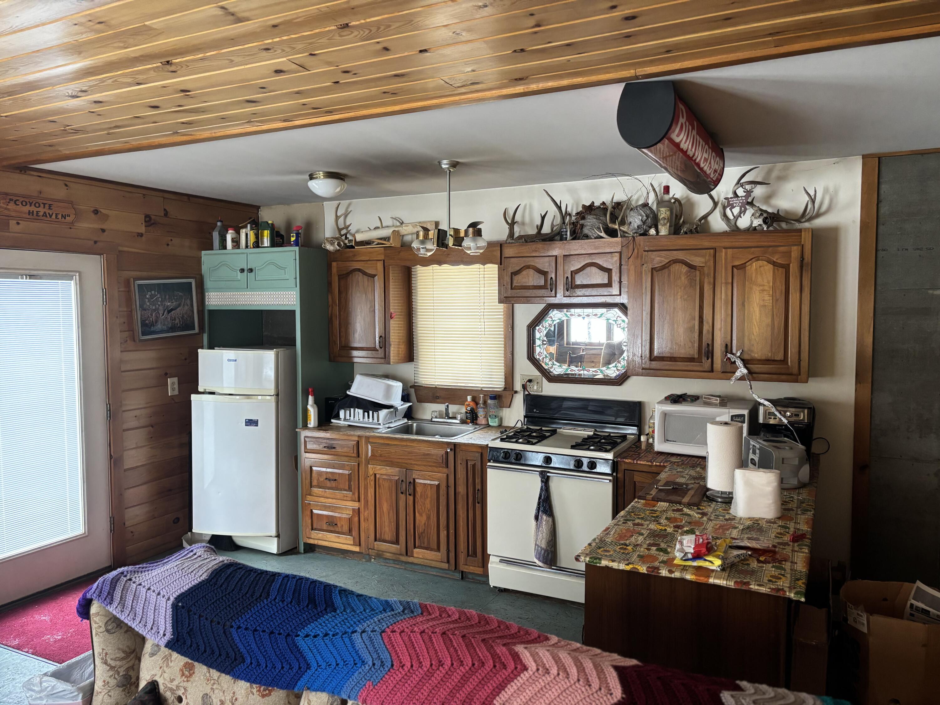 465 Powers Road Pittsfield, ME 04967 - Photo 23 of 38