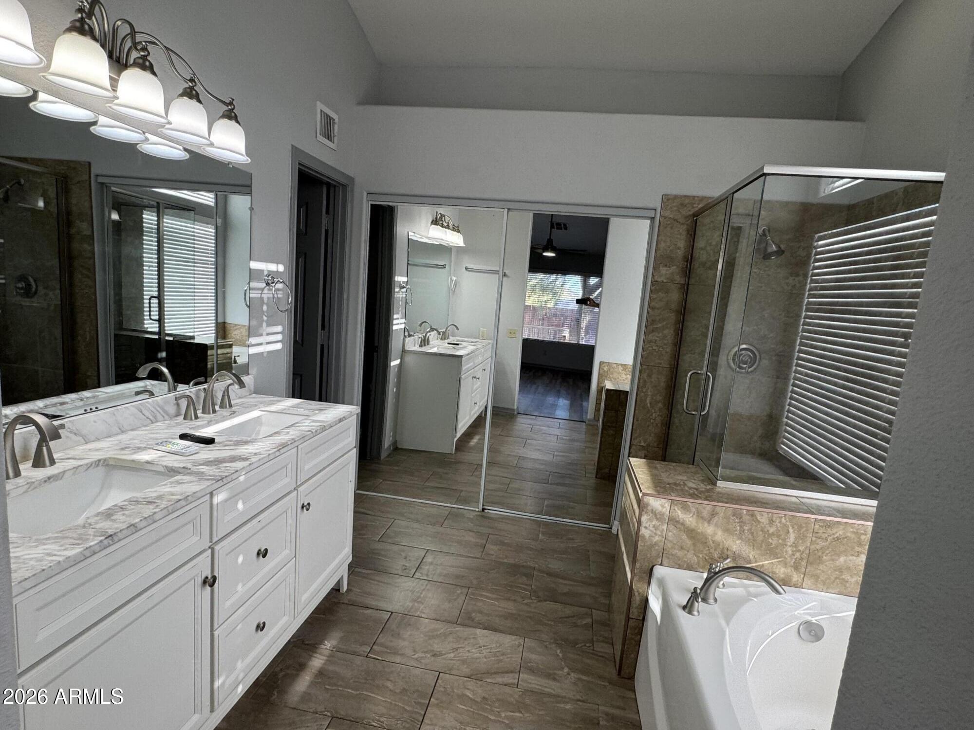 2707 West Irvine Road Phoenix, AZ 85086 - Photo 26 of 40 MasterBath_Irvine