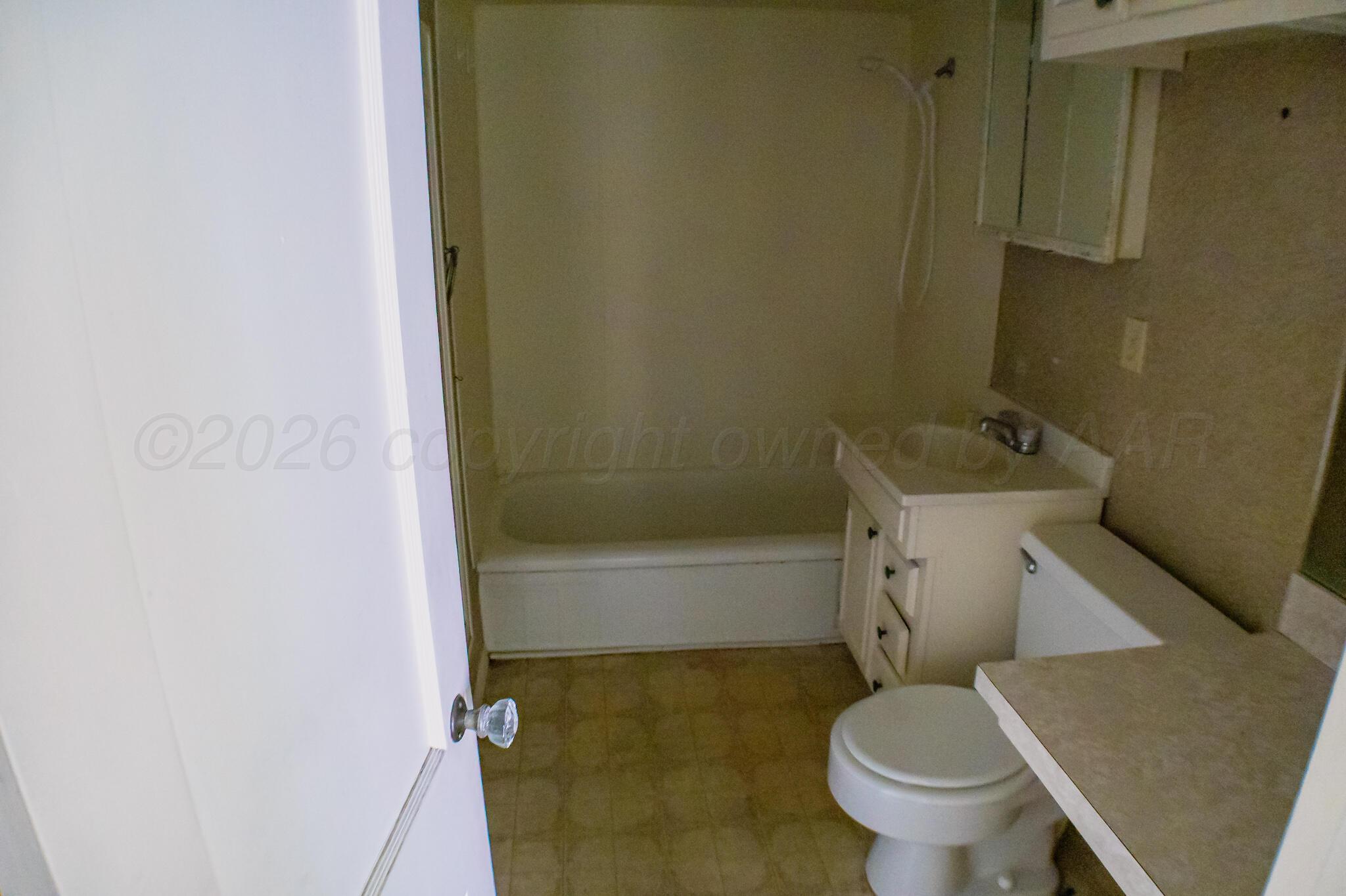 206 Maple Street Borger, TX 79007 - Photo 12 of 21 IMG_2871