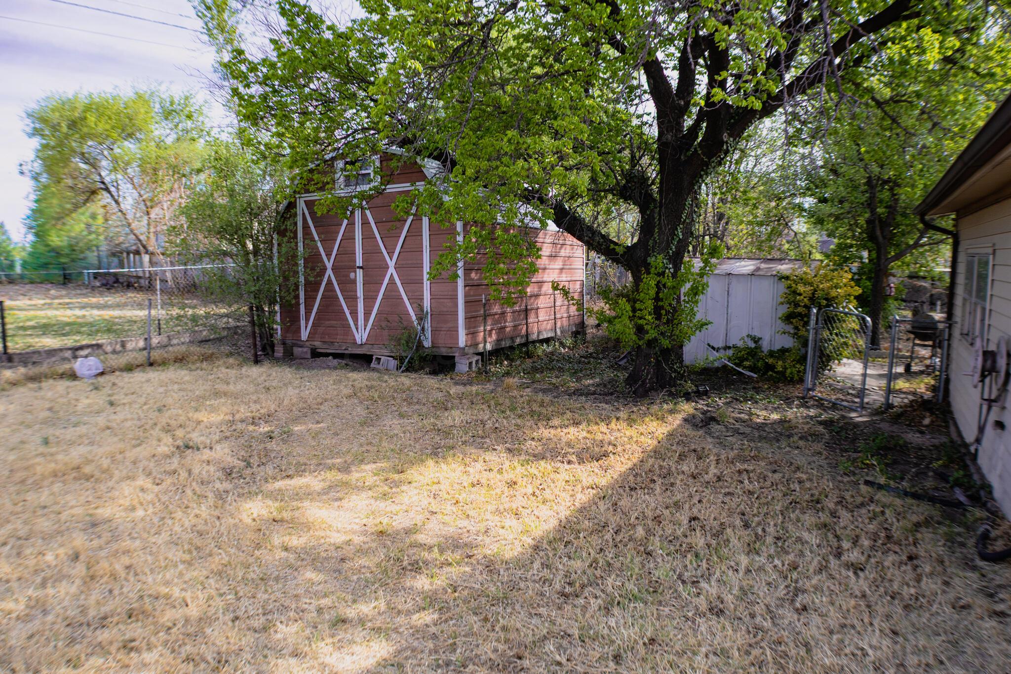 206 Maple Street Borger, TX 79007 - Photo 19 of 21 IMG_2863