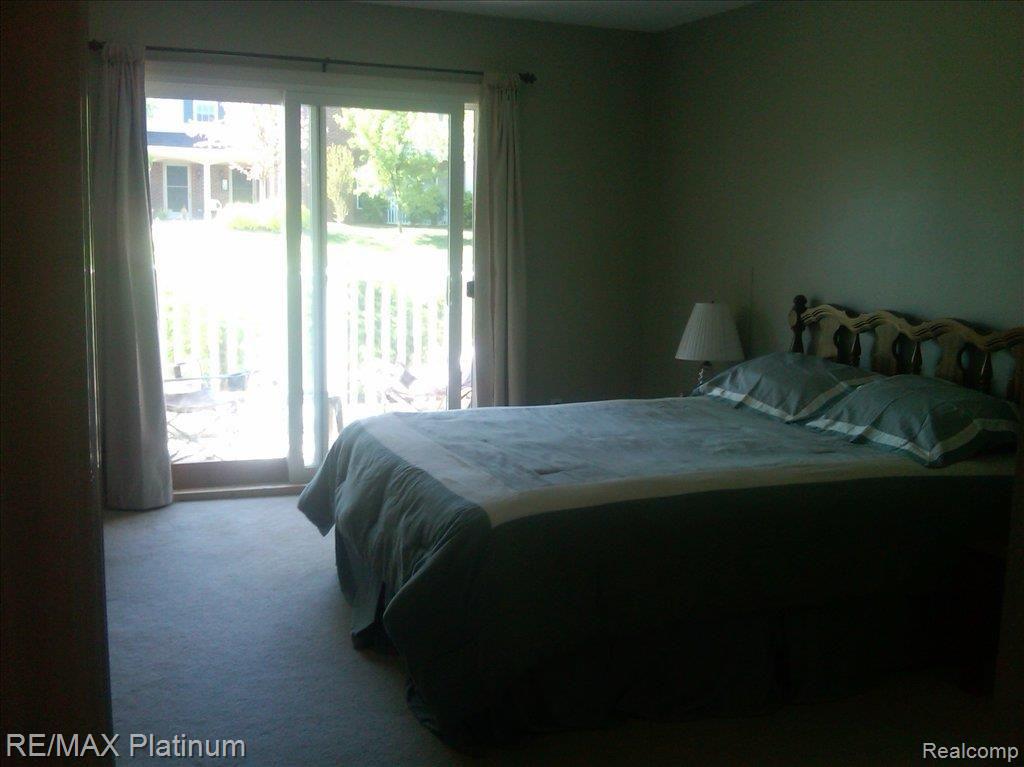 4138 Hampton Ridge Boulevard Howell, MI 48843 - Photo 8 of 9 MASTER BEDROOM