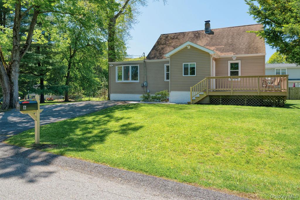 6 Winterberry Road Fishkill, NY 12524 - Photo 42 of 43 Welcome Home!