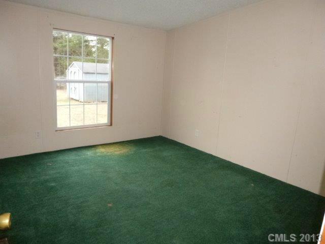 2471 Johnstown Road Crouse, NC 28033 - Photo 6 of 12 Gallery Image 6