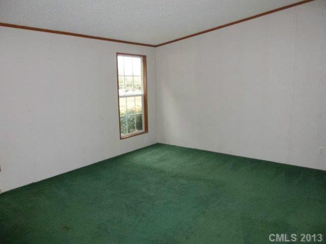 2471 Johnstown Road Crouse, NC 28033 - Photo 8 of 12 Gallery Image 8