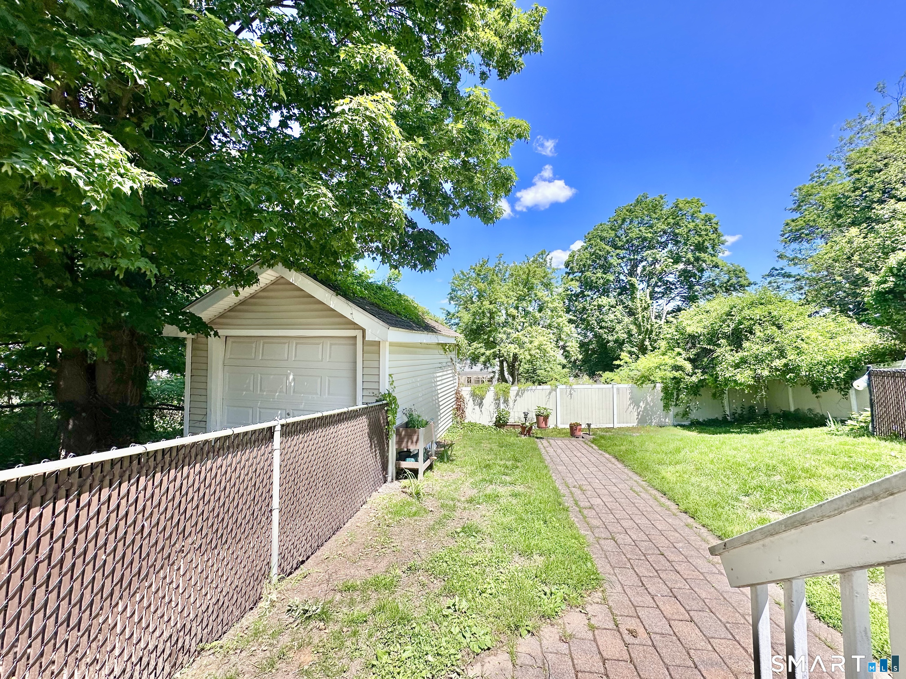 416 Lighthouse Road New Haven, CT 06512 - Photo 24 of 24