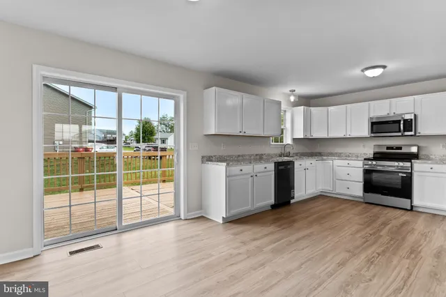 $349,900 | 99 Middle Spring Road, Shippensburg, PA 17257