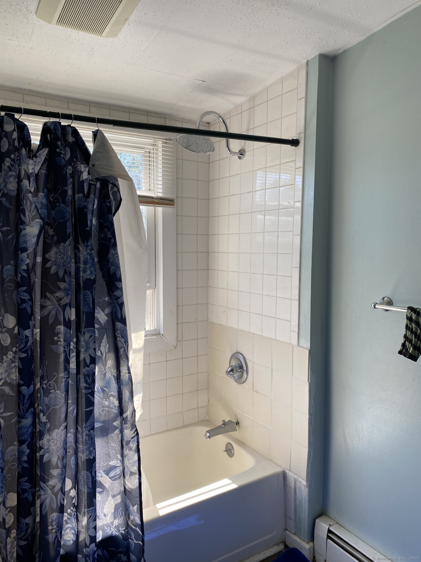 25 May Street Hartford, CT 06105 - Photo 18 of 24