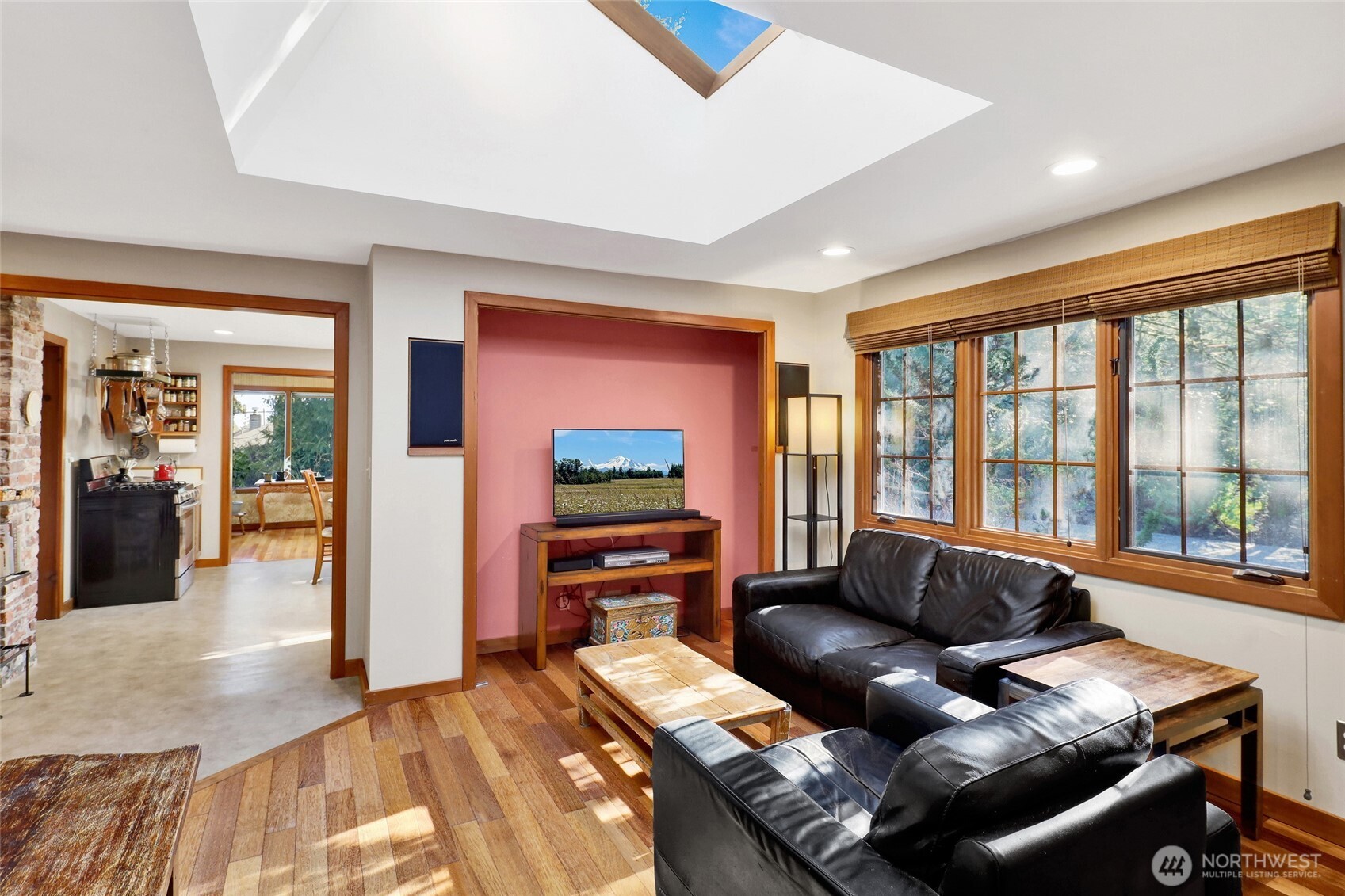 911 Coronado Avenue Bellingham, WA 98229 - Photo 15 of 40