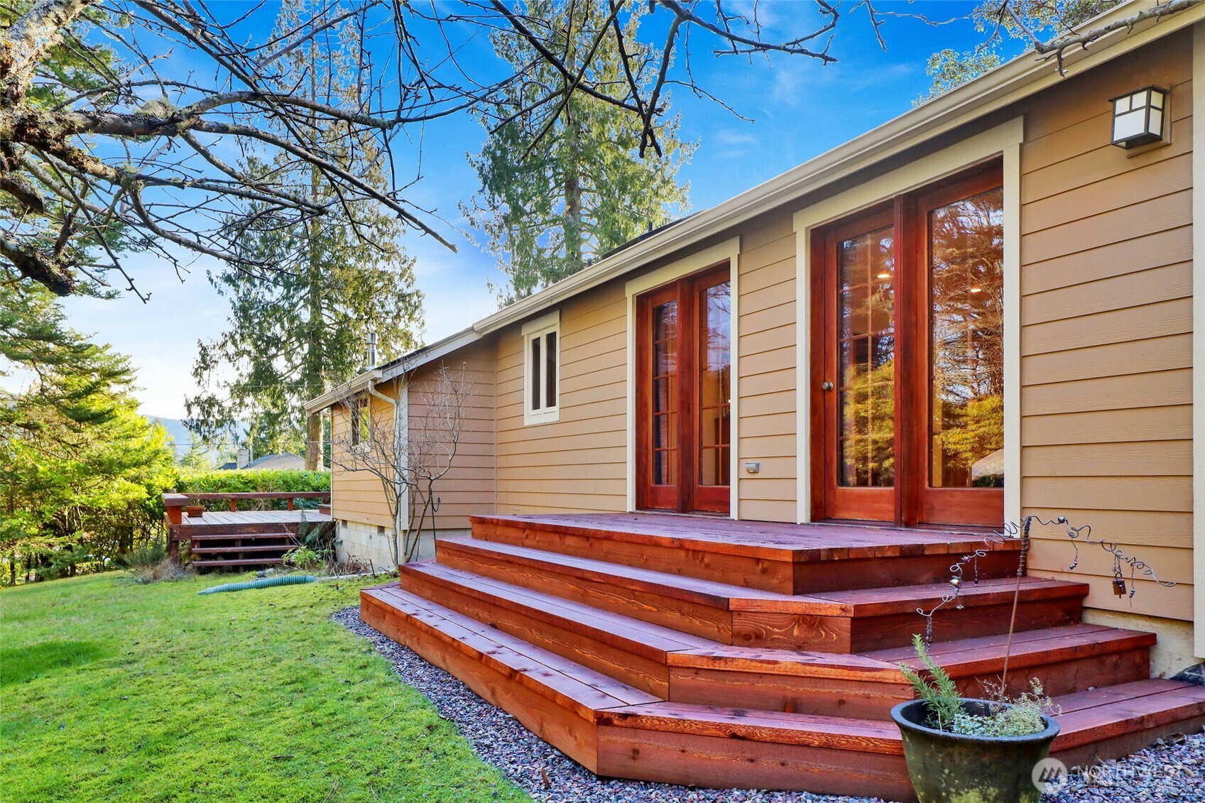 911 Coronado Avenue Bellingham, WA 98229 - Photo 31 of 40