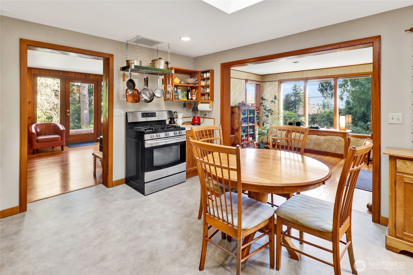 911 Coronado Avenue Bellingham, WA 98229 - Photo 8 of 40