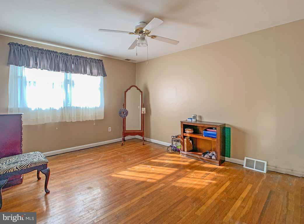 11805 Basile Road Philadelphia, PA 19154 - Photo 22 of 30 Gallery Image 22