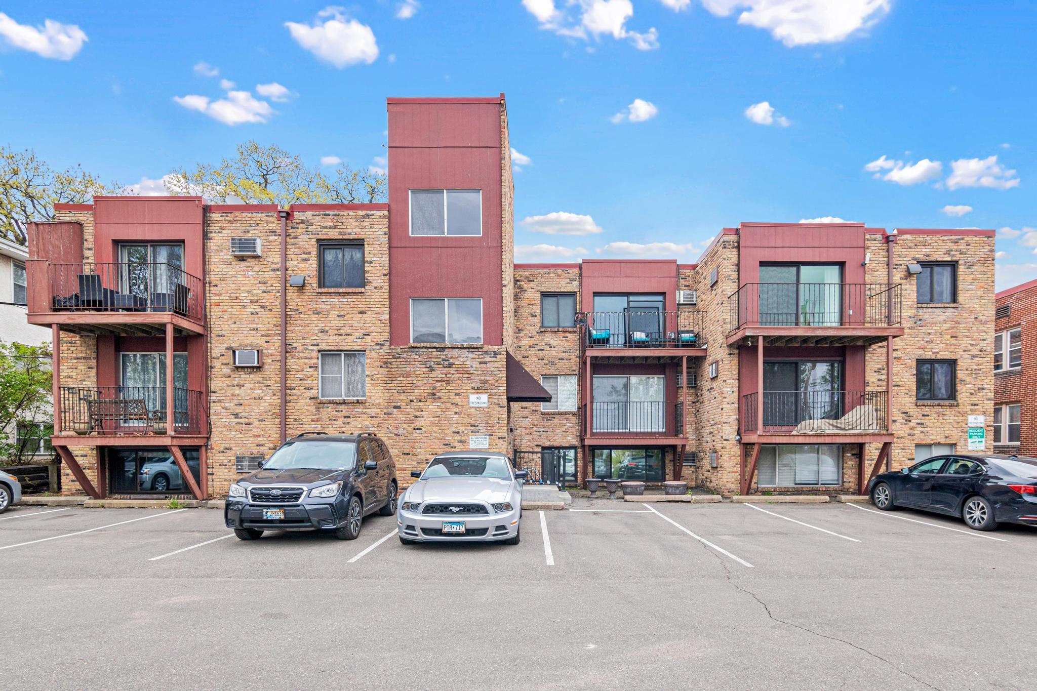 520 Ridgewood Avenue, Unit 3 Minneapolis, MN 55403 - Photo 15 of 15