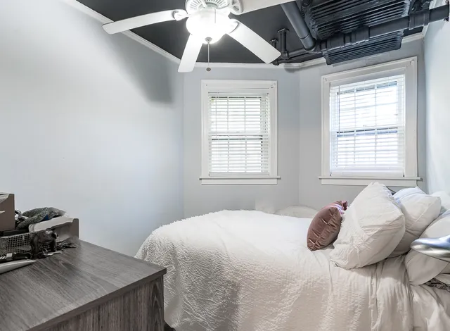 $1,400 | 7531 North Seeley Avenue, Unit GARDEN, Chicago, IL 60645