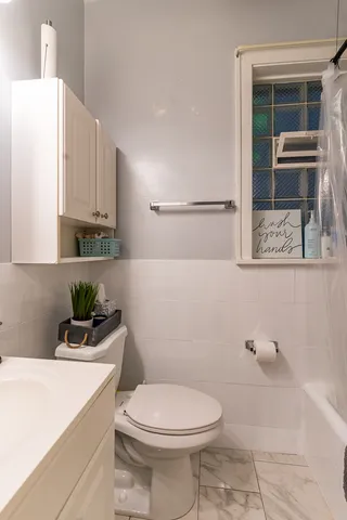 $1,400 | 7531 North Seeley Avenue, Unit GARDEN, Chicago, IL 60645