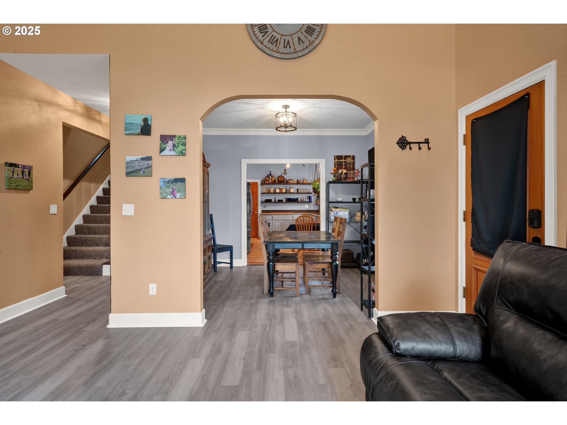 33530 Molitor Ranch Road Cottage Grove, OR 97424 - Photo 10 of 40 a living room with furniture and a wooden floor