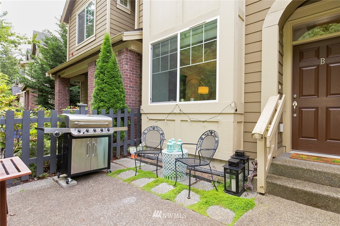 10625 Ross Road, Unit B Bothell, WA 98011 - Photo 2 of 24 Gallery Image 2