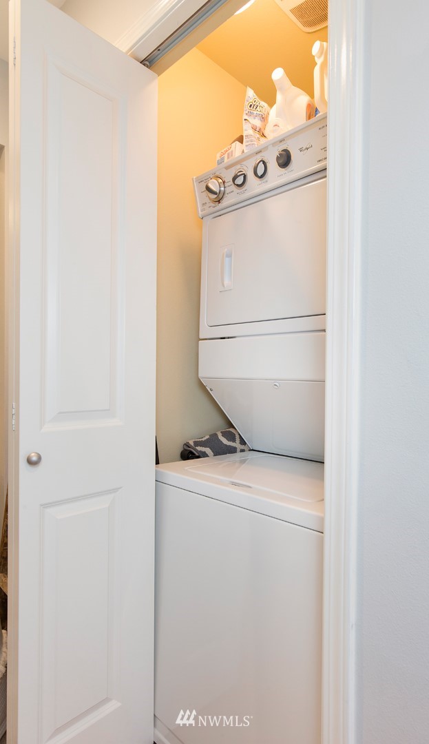10625 Ross Road, Unit B Bothell, WA 98011 - Photo 18 of 24 Gallery Image 18