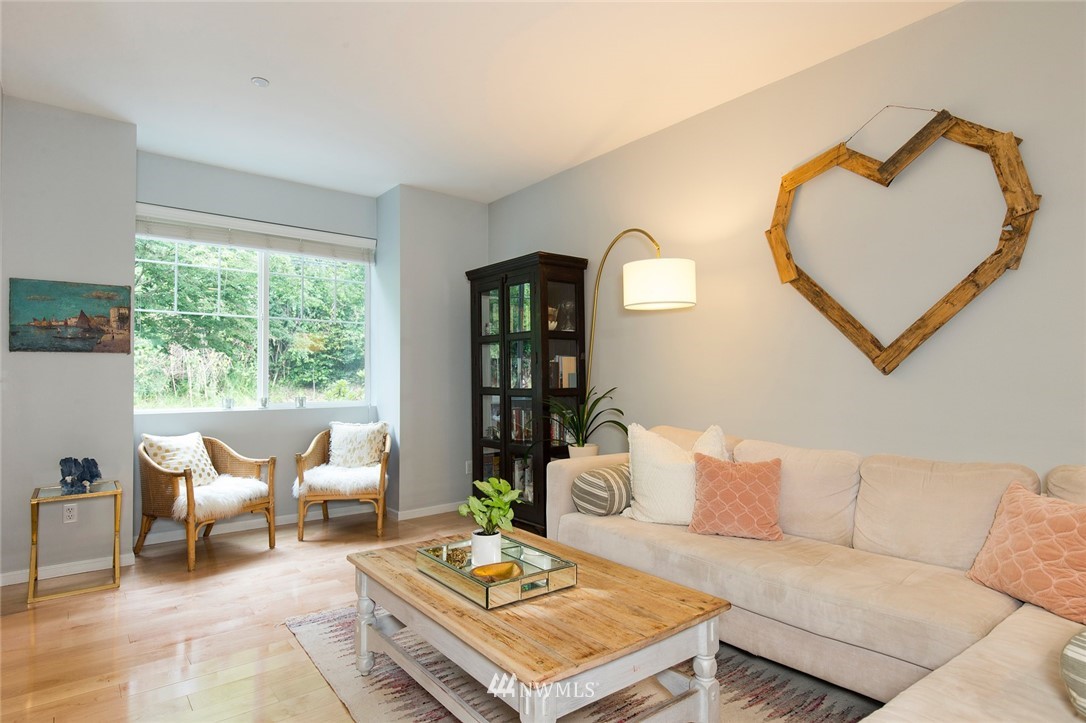 10625 Ross Road, Unit B Bothell, WA 98011 - Photo 4 of 24 Gallery Image 4