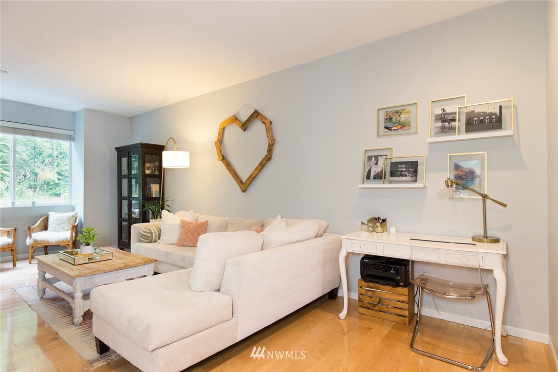 10625 Ross Road, Unit B Bothell, WA 98011 - Photo 5 of 24 Gallery Image 5