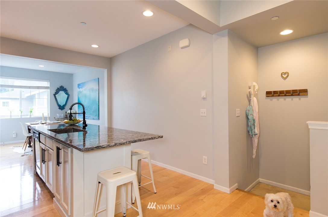 10625 Ross Road, Unit B Bothell, WA 98011 - Photo 7 of 24 Gallery Image 7