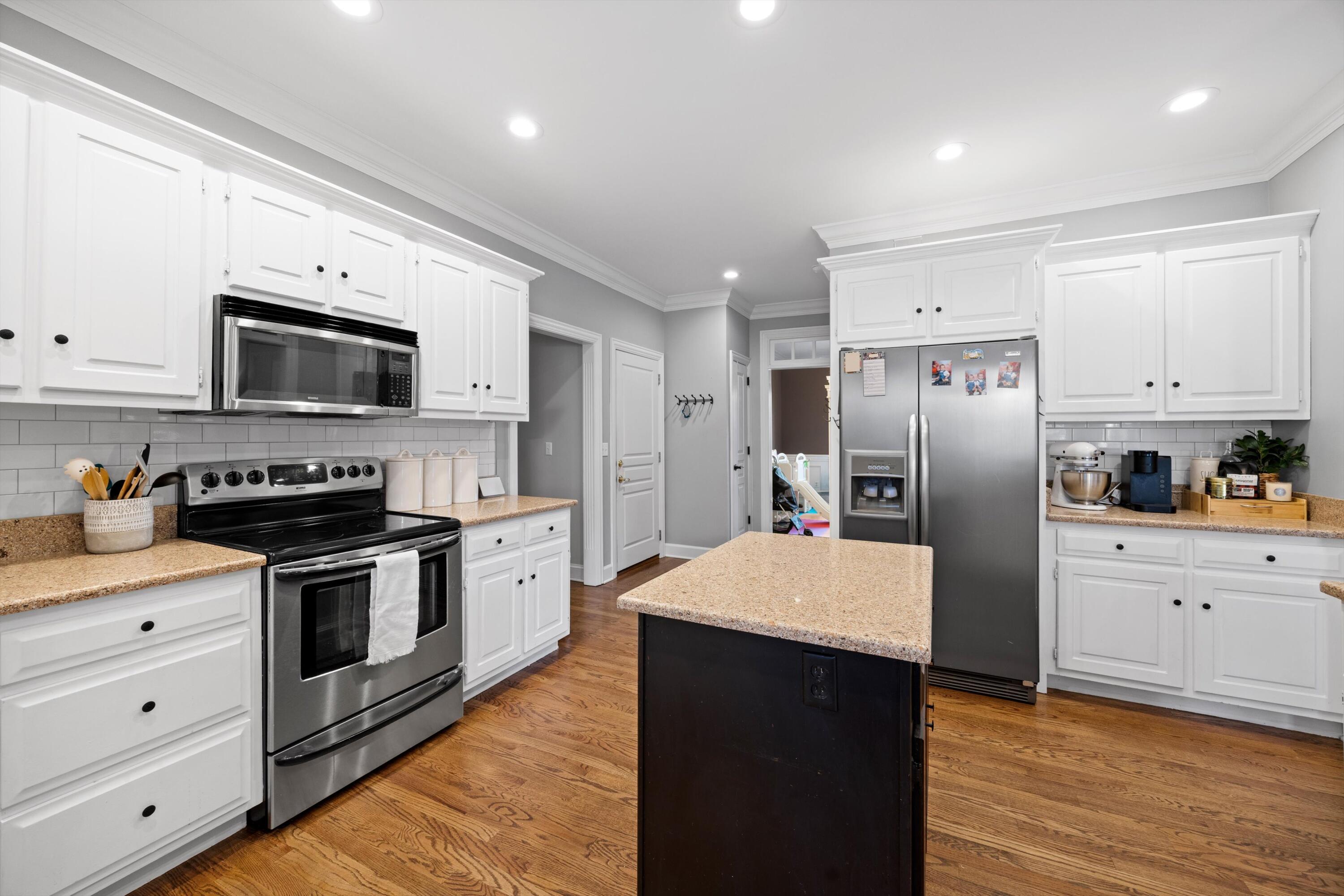 3305 Forest Shadows Drive Chattanooga, TN 37421 - Photo 21 of 59 21-090A1851