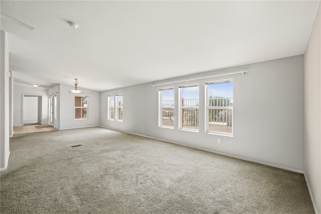 2525 South Ridge Avenue Bullhead City, AZ 86429 - Photo 30 of 76 2nd Living Area