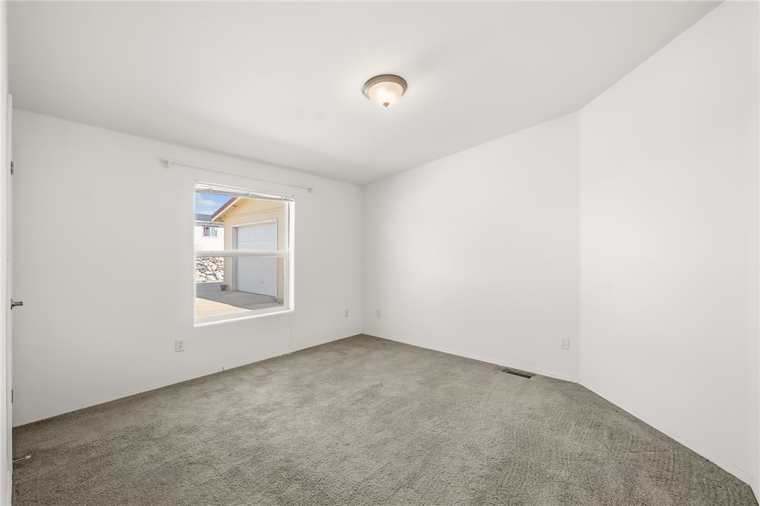 2525 South Ridge Avenue Bullhead City, AZ 86429 - Photo 58 of 76 Bedroom 4