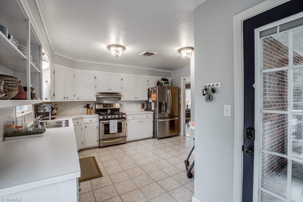 550 Barnes Road Winston-Salem, NC 27107 - Photo 12 of 26 Gallery Image 12