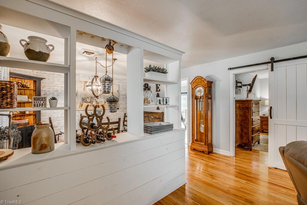 550 Barnes Road Winston-Salem, NC 27107 - Photo 3 of 26 Gallery Image 3