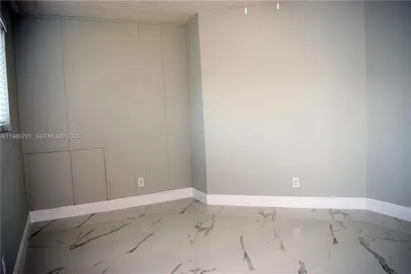 $2,450 | 622 Northeast 6th Street, Unit 2, Hallandale Beach, FL 33009