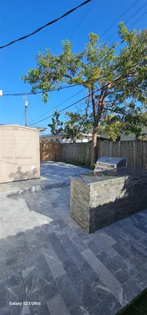 $2,450 | 622 Northeast 6th Street, Unit 2, Hallandale Beach, FL 33009