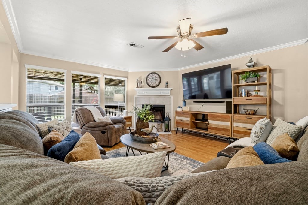 10718 Tryon Drive Houston, TX 77065 - Photo 8 of 42