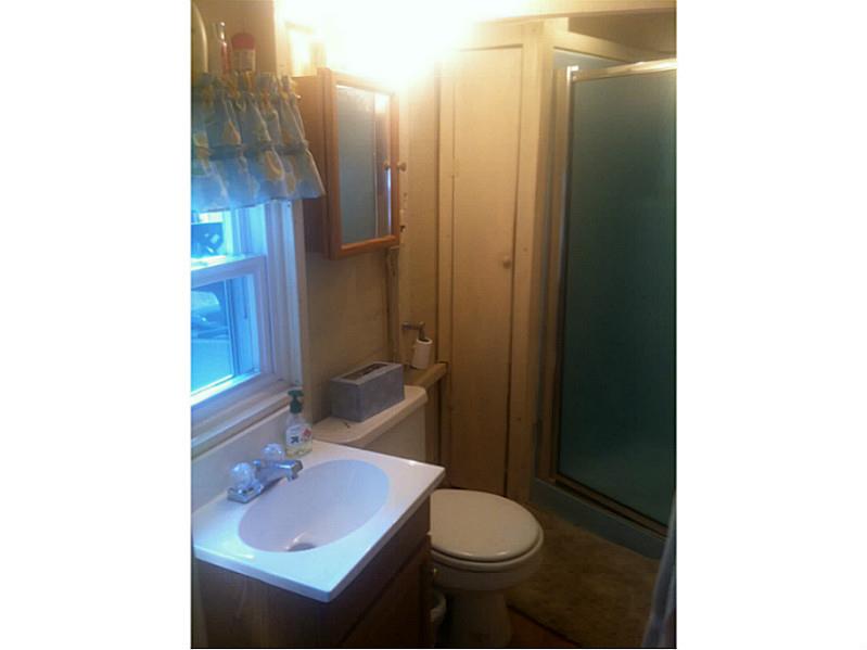 240 Ayoho Road Coventry, RI 02816 - Photo 22 of 25 Bathroom.