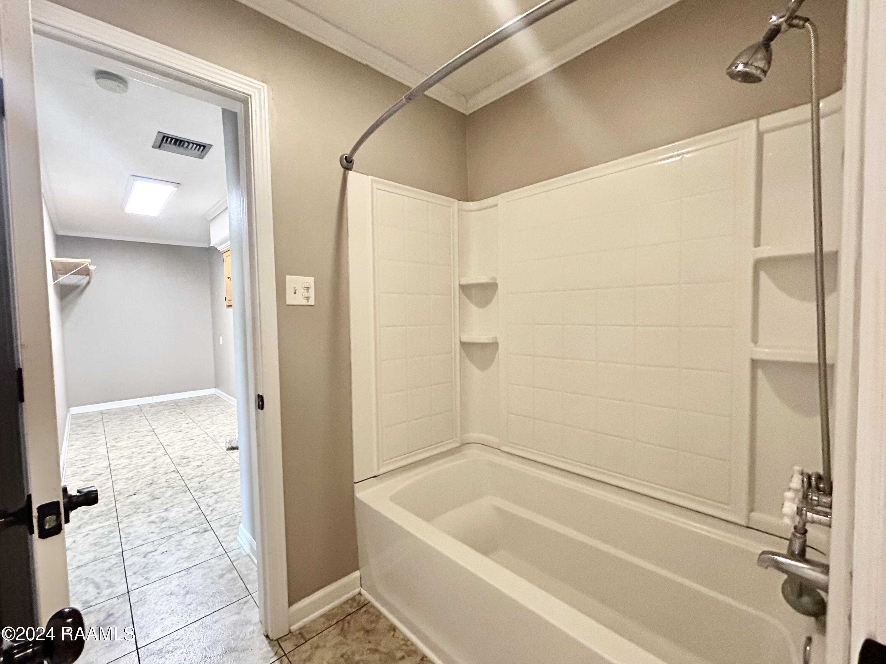 7700 Lee Station Road New Iberia, LA 70560 - Photo 1 of 11 IMG_5331